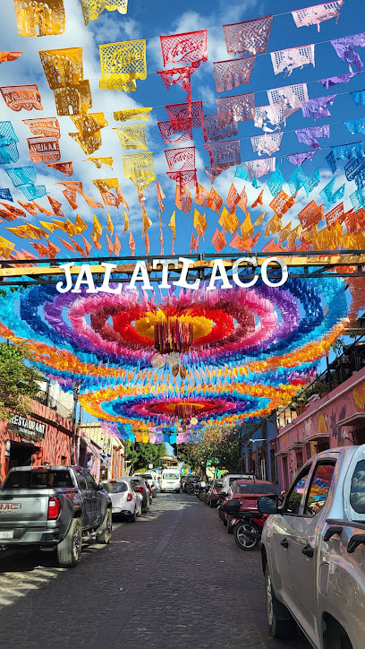 Jalatlaco Mural Walk