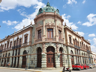 Teatro Macedonio Alcalá